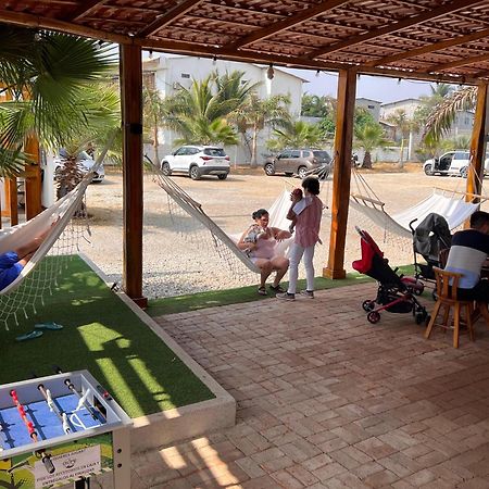 Ohana Beach Hotel Playas Bagian luar foto