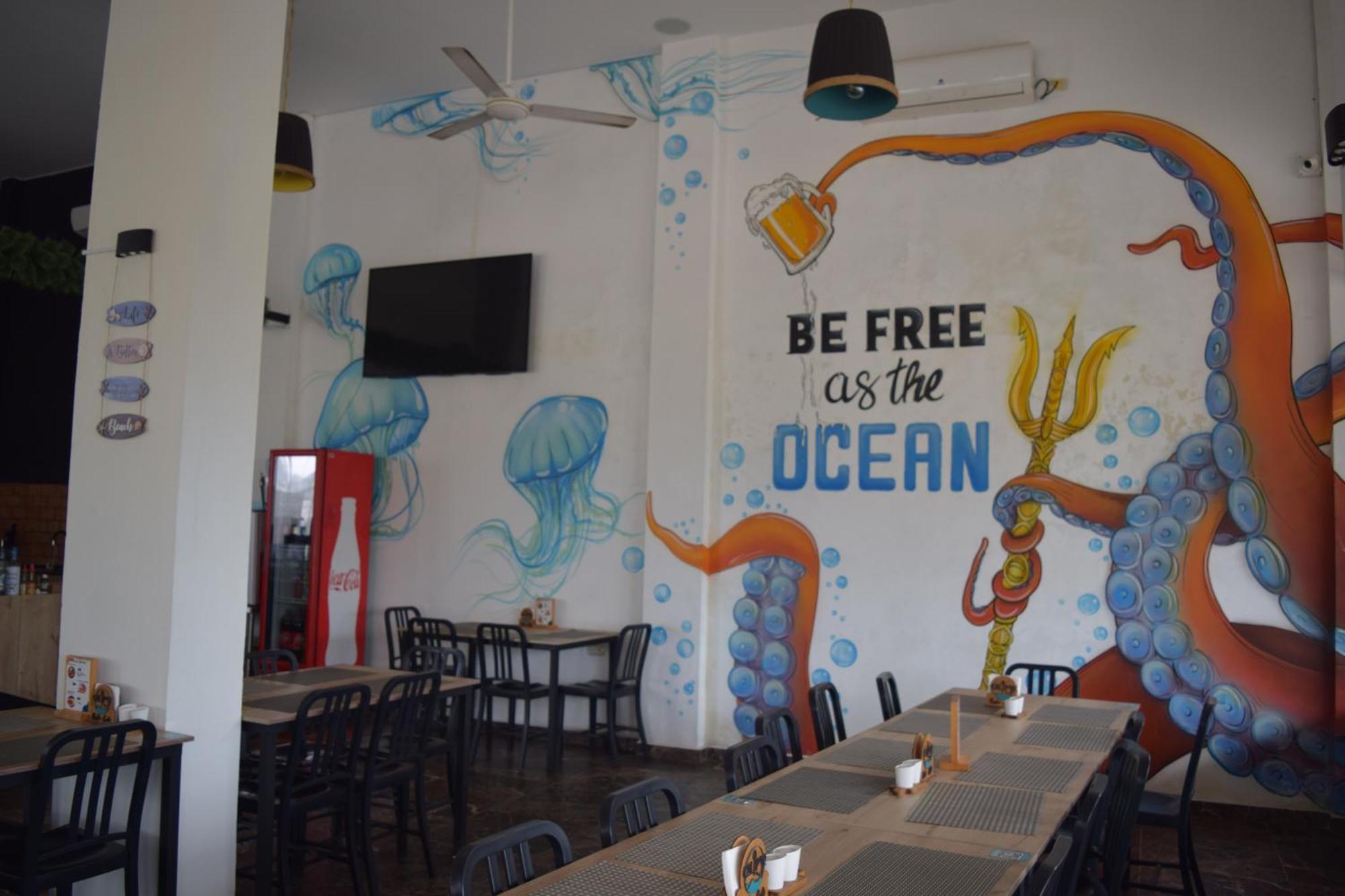 Ohana Beach Hotel Playas Bagian luar foto