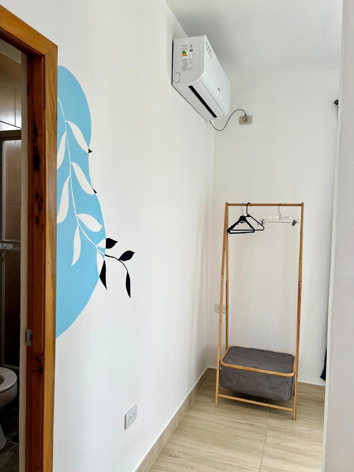Ohana Beach Hotel Playas Bagian luar foto
